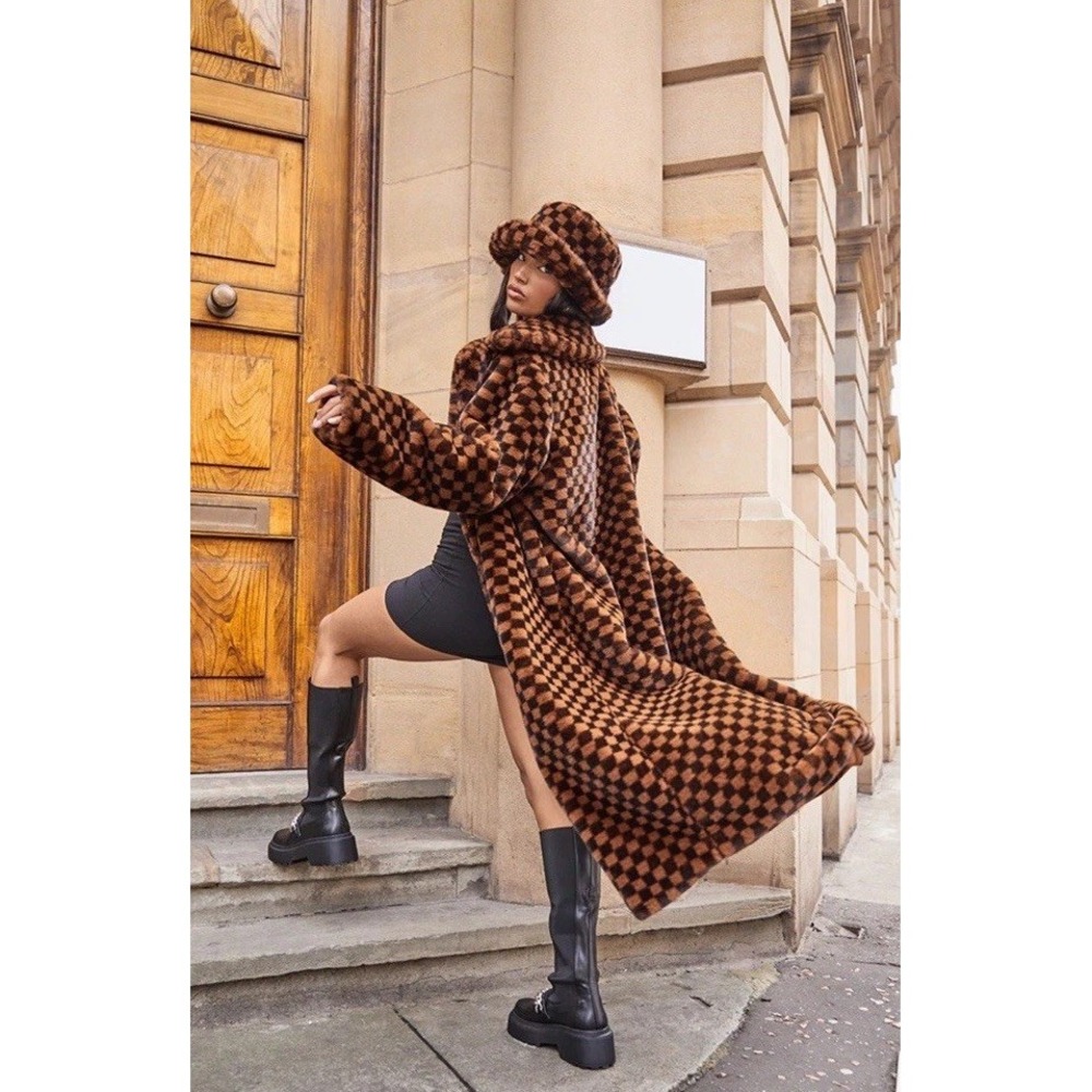 Pretty Little‎ Thing Brown STONE Checked Faux Fur Coat Women's Size 18 - Picture 7 of 16